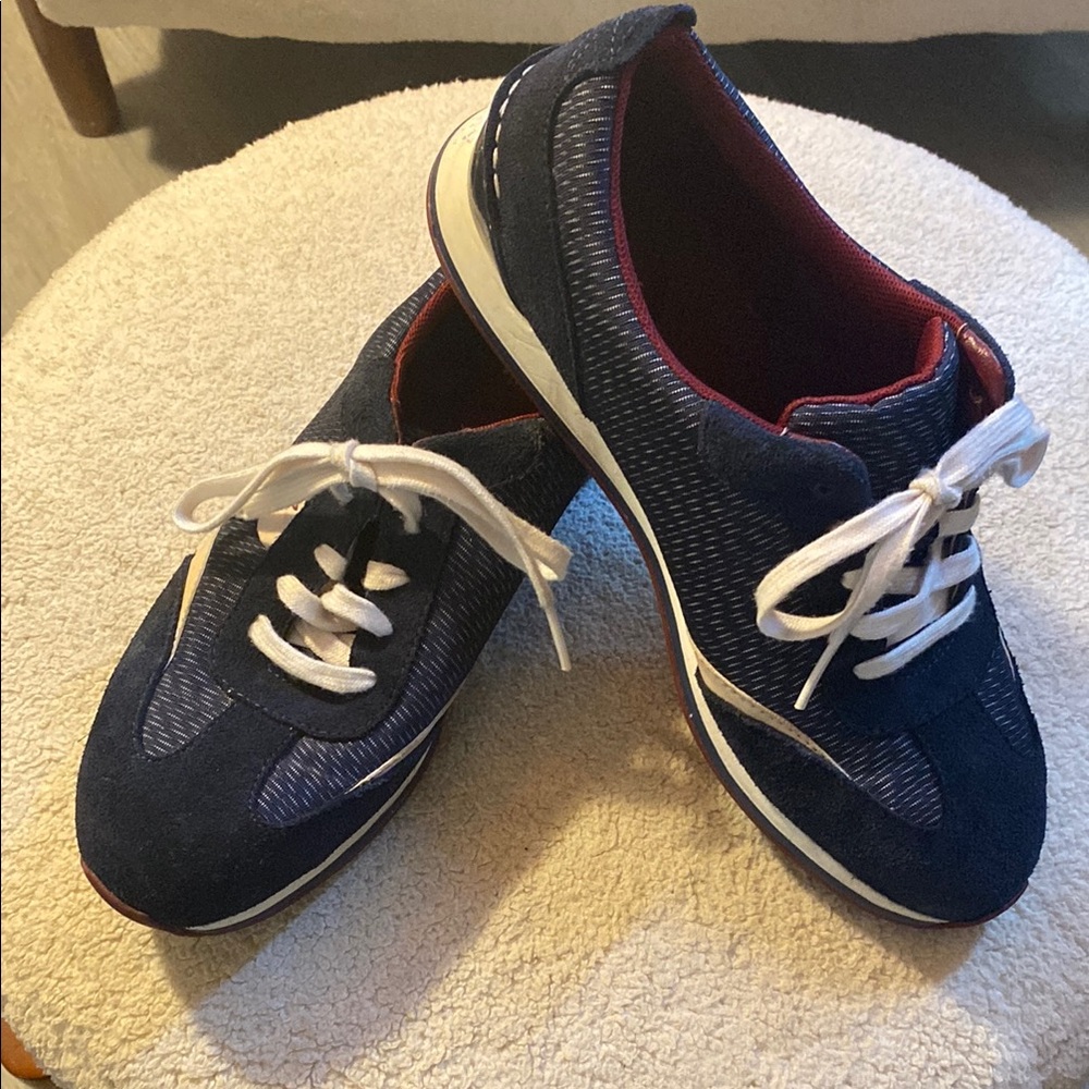 EUC Sperry Blue and White Casual Sneakers Size 8.5M